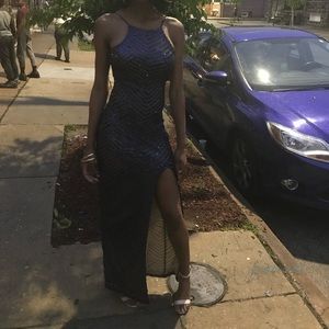 Navy sparkly prom dress